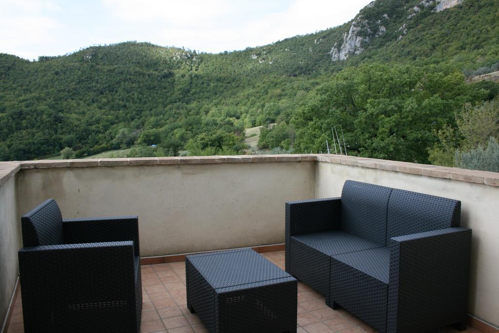 Valle Del Belvedere Spoleto Exterior foto